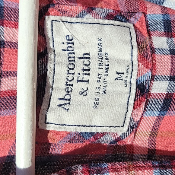 🫎  a & f flannel - Picture 2 of 3